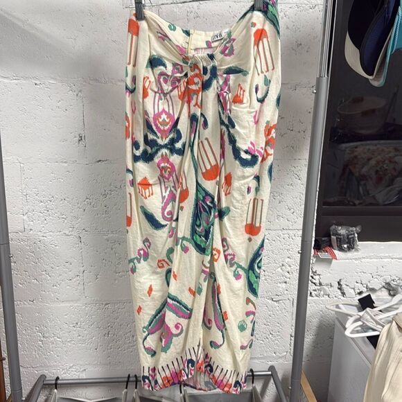 Zara Linen Floral Skirt - Size Medium High Waist - Picture 1 of 4